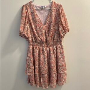 NWOT Floral Pink Dress lined with V-Neck, elastic waste by mimi chica